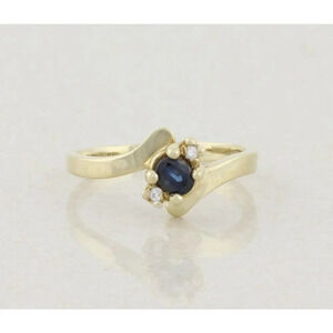 14k Yellow Gold Natural Blue Sapphire and Diamond Ring Size 5 3/4